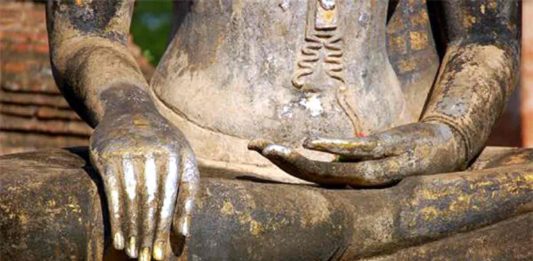 earth-witness-buddha-mesoamerica-asia
